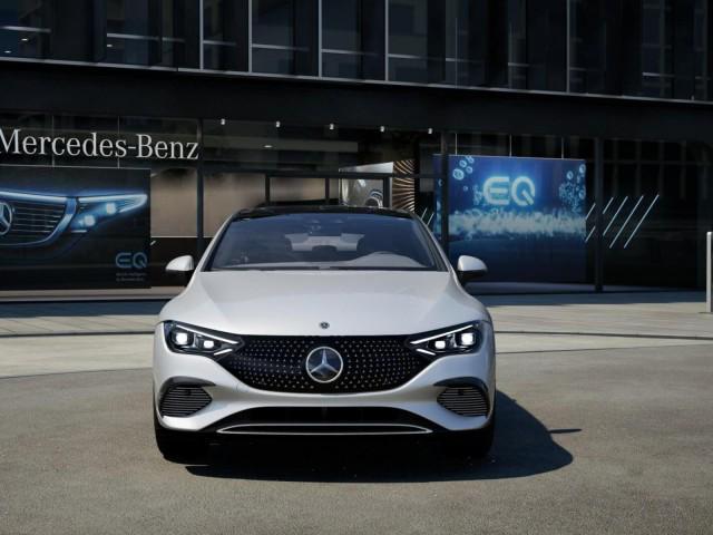 new 2024 Mercedes-Benz EQE 500 car, priced at $91,145