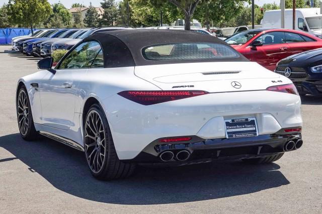 new 2024 Mercedes-Benz AMG SL 43 car, priced at $119,780