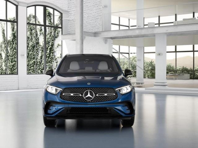 new 2025 Mercedes-Benz GLC 300 car, priced at $63,125