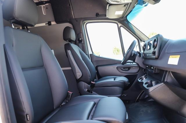 new 2024 Mercedes-Benz Sprinter 2500 car, priced at $64,515