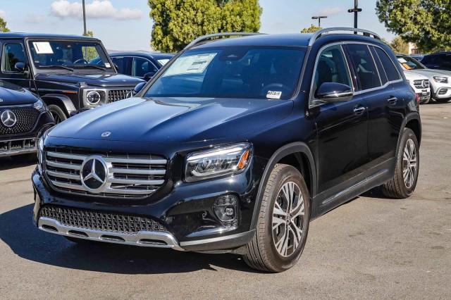 new 2024 Mercedes-Benz GLB 250 car, priced at $51,215