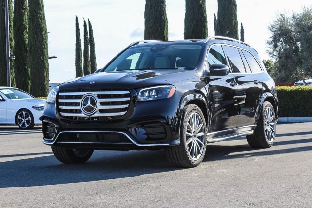 new 2024 Mercedes-Benz GLS 580 car, priced at $117,915