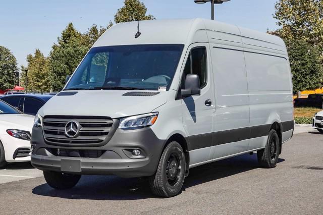 new 2025 Mercedes-Benz Sprinter 2500 car, priced at $75,616