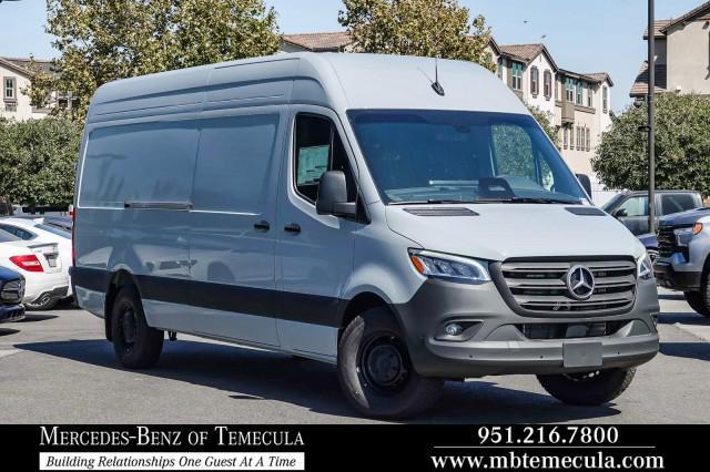 new 2025 Mercedes-Benz Sprinter 2500 car, priced at $75,616