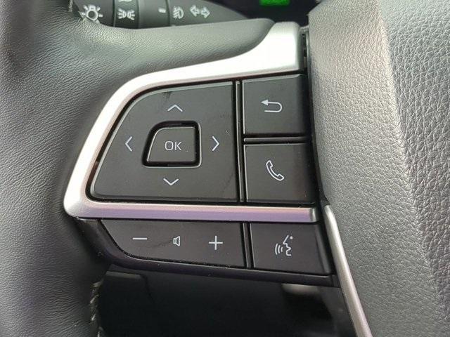 used 2025 Toyota Highlander Hybrid car, priced at $59,749