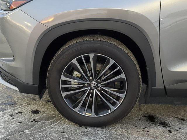 used 2025 Toyota Grand Highlander Hybrid car, priced at $64,700