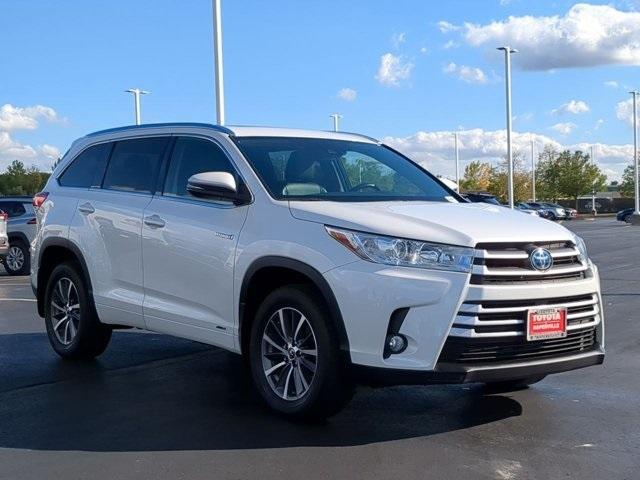 used 2018 Toyota Highlander Hybrid car, priced at $21,496