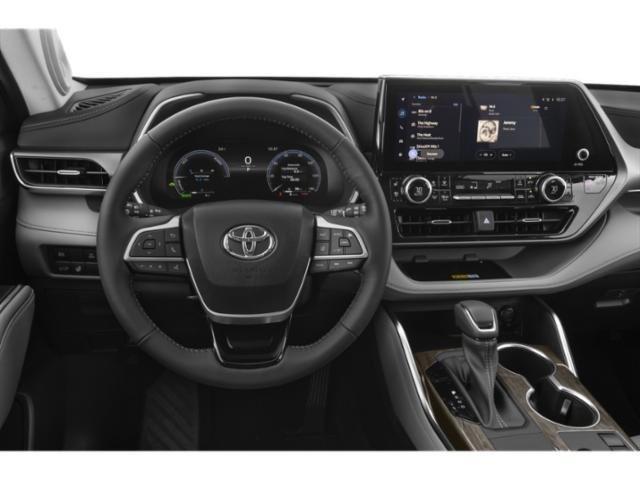 new 2025 Toyota Highlander Hybrid car