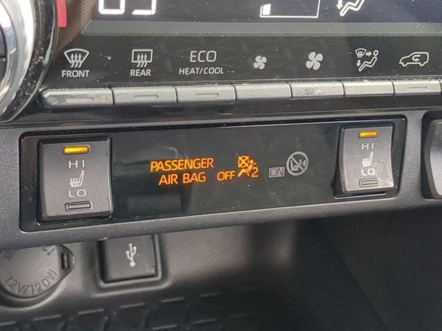 used 2020 Toyota RAV4 car, priced at $24,517