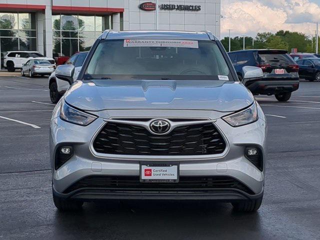 used 2022 Toyota Highlander car, priced at $39,331