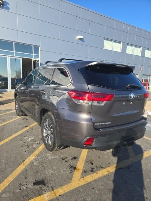 used 2017 Toyota Highlander car, priced at $23,302