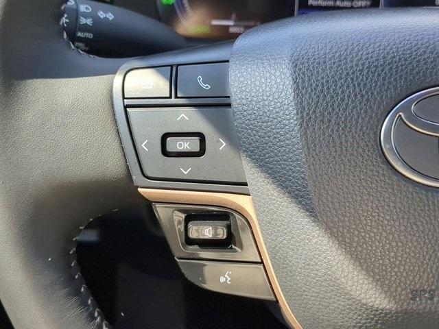 used 2025 Toyota Crown car, priced at $42,998