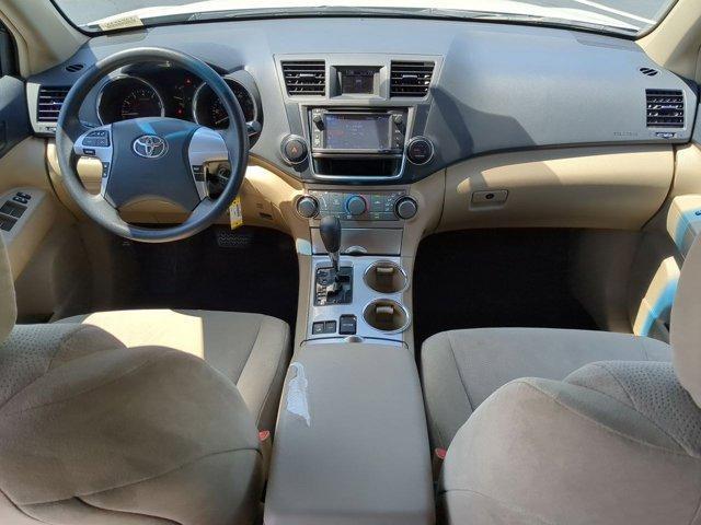 used 2013 Toyota Highlander car, priced at $14,500