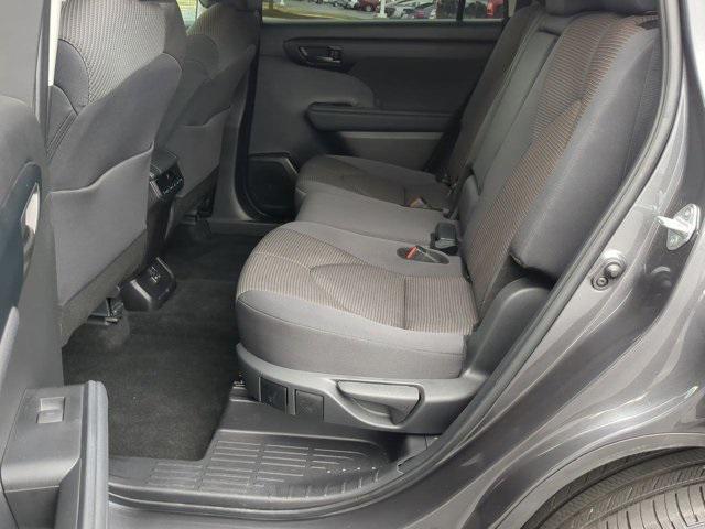 used 2024 Toyota Highlander car, priced at $39,800