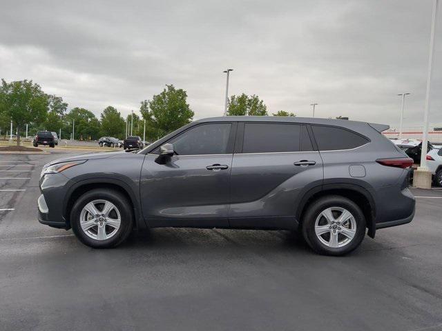 used 2024 Toyota Highlander car, priced at $39,800