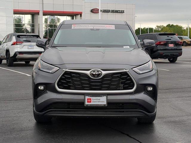 used 2024 Toyota Highlander car, priced at $39,800