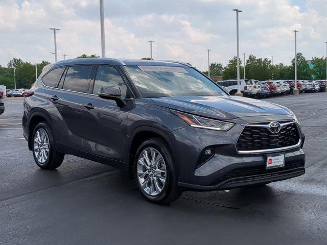 used 2024 Toyota Highlander car, priced at $48,388