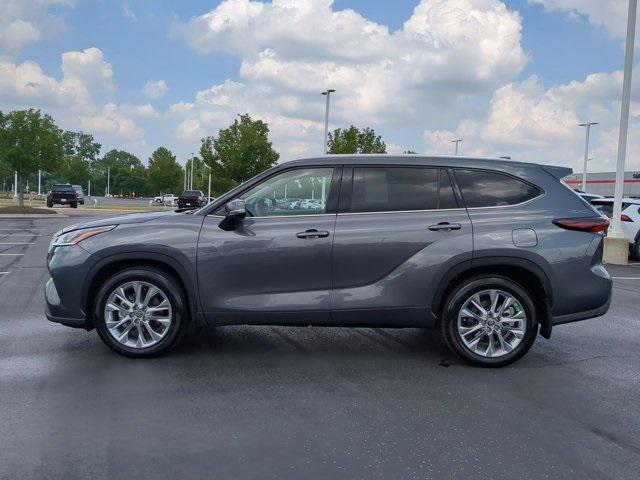 used 2024 Toyota Highlander car, priced at $48,388