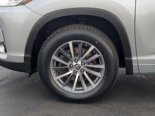 used 2017 Toyota Highlander car, priced at $24,700