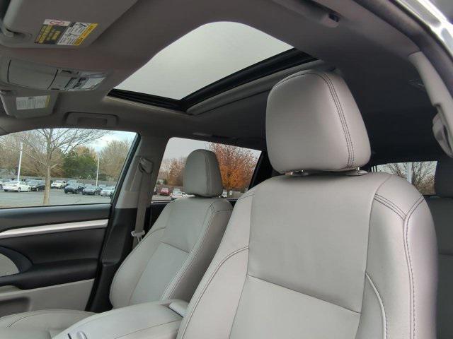 used 2017 Toyota Highlander car, priced at $24,700