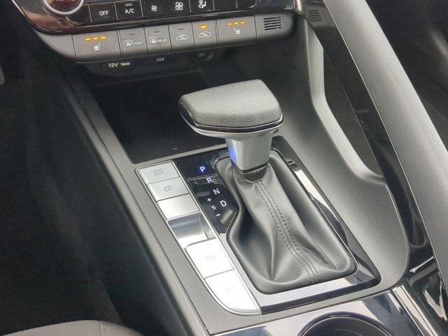 used 2022 Hyundai ELANTRA HEV car, priced at $20,455