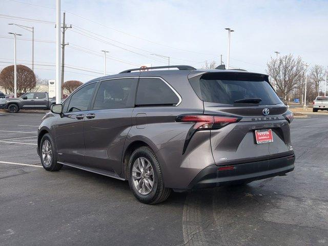 used 2021 Toyota Sienna car, priced at $33,900