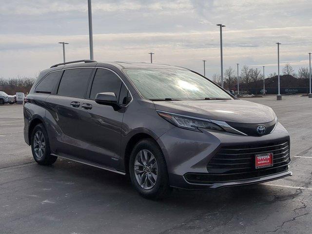 used 2021 Toyota Sienna car, priced at $33,900