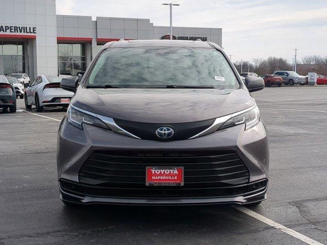 used 2021 Toyota Sienna car, priced at $33,900