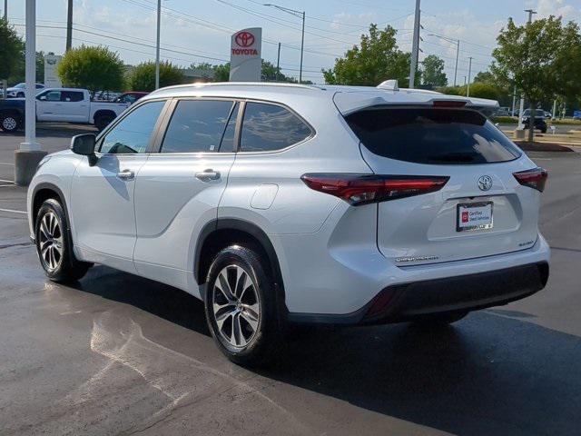 used 2024 Toyota Highlander car, priced at $43,895