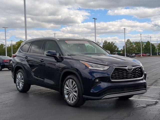 used 2025 Toyota Highlander car, priced at $55,465