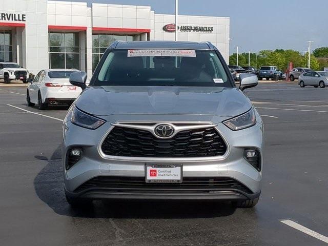 used 2021 Toyota Highlander car, priced at $36,490