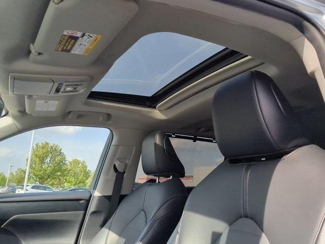 used 2021 Toyota Highlander car, priced at $36,490