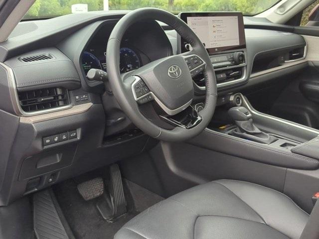 used 2024 Toyota Grand Highlander car, priced at $53,155