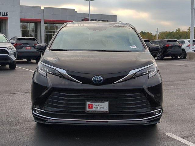 used 2022 Toyota Sienna car, priced at $39,909