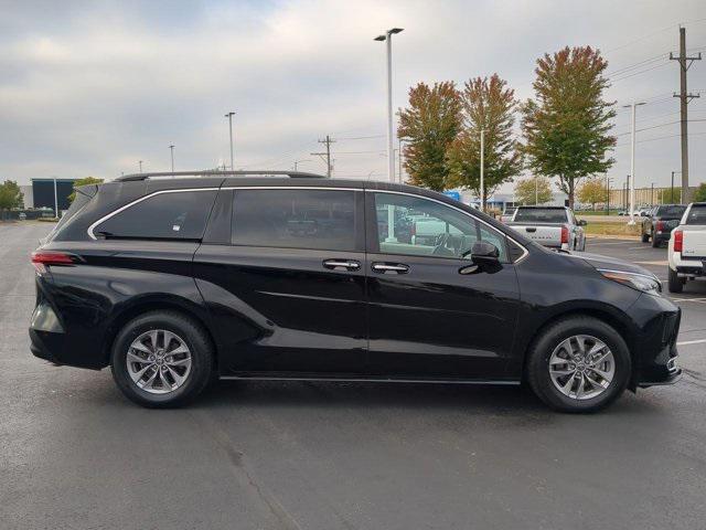 used 2022 Toyota Sienna car, priced at $39,909