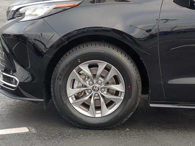 used 2022 Toyota Sienna car, priced at $39,909