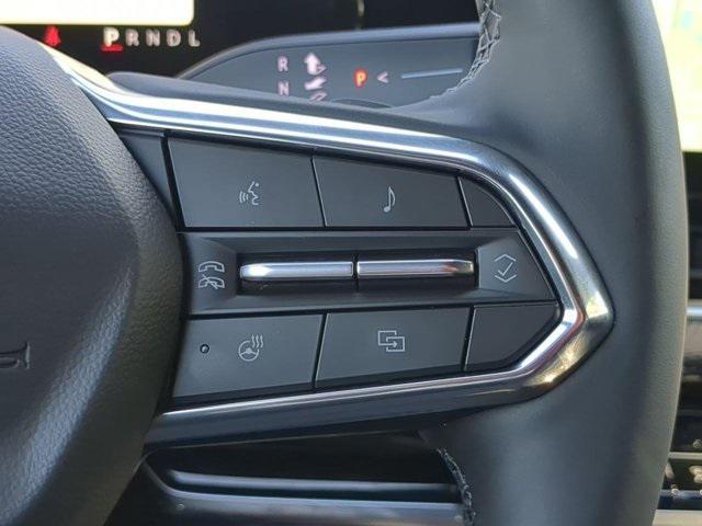 used 2025 Chevrolet Equinox car, priced at $29,994