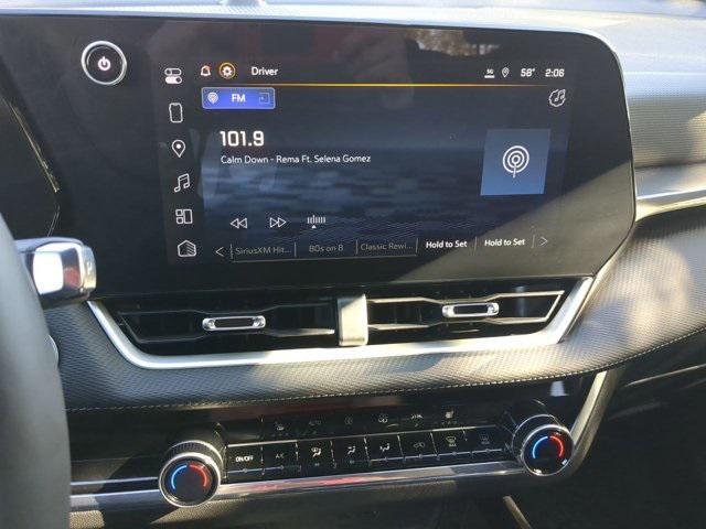 used 2025 Chevrolet Equinox car, priced at $29,994