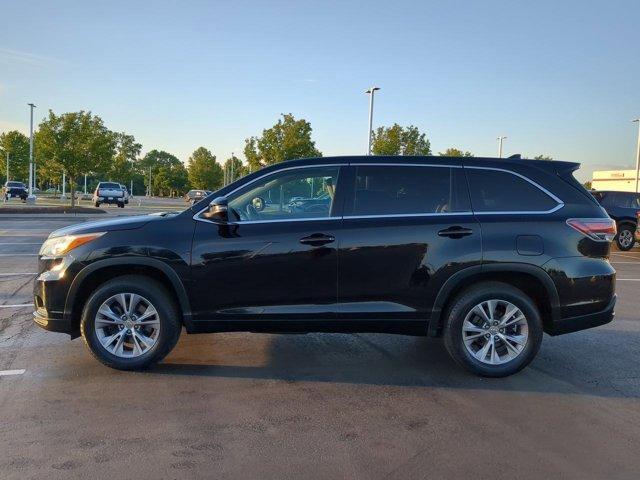 used 2015 Toyota Highlander car, priced at $17,868