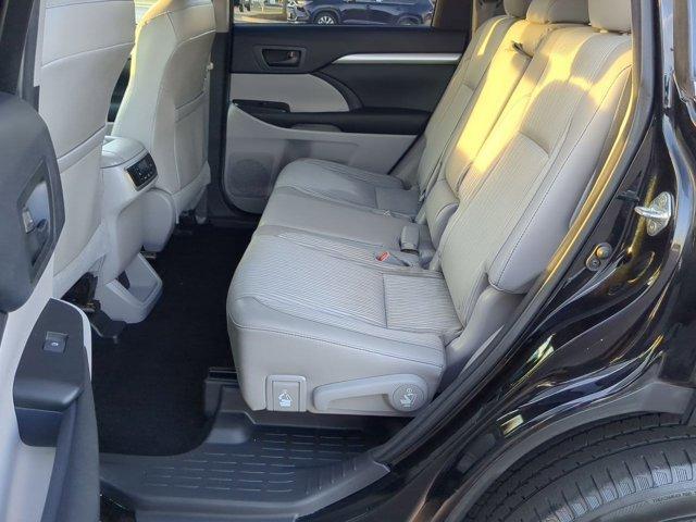 used 2015 Toyota Highlander car, priced at $17,868