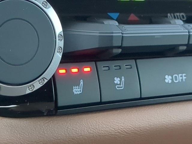 new 2025 Toyota Tundra Hybrid car, priced at $79,776