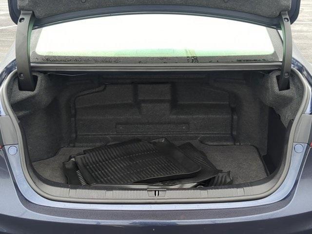 used 2018 Toyota Avalon Hybrid car, priced at $21,700