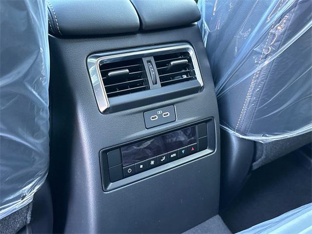 new 2025 Mazda CX-70 car, priced at $42,720