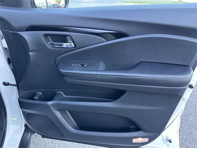 used 2017 Honda Pilot car, priced at $16,950