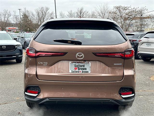 new 2025 Mazda CX-70 PHEV car, priced at $56,105