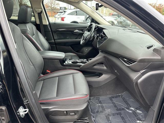 used 2023 Buick Envision car, priced at $22,490