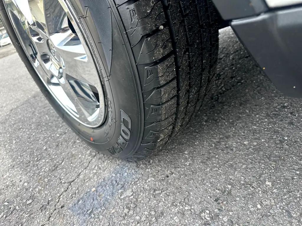 used 2012 Jeep Grand Cherokee car, priced at $7,600