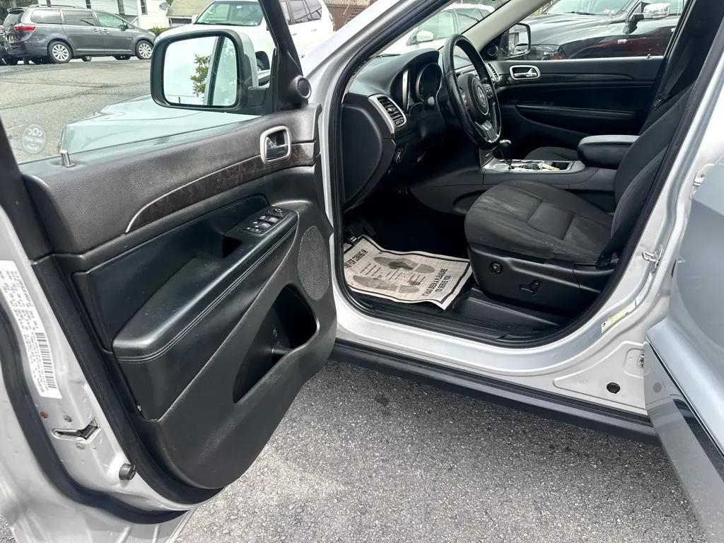 used 2012 Jeep Grand Cherokee car, priced at $7,600