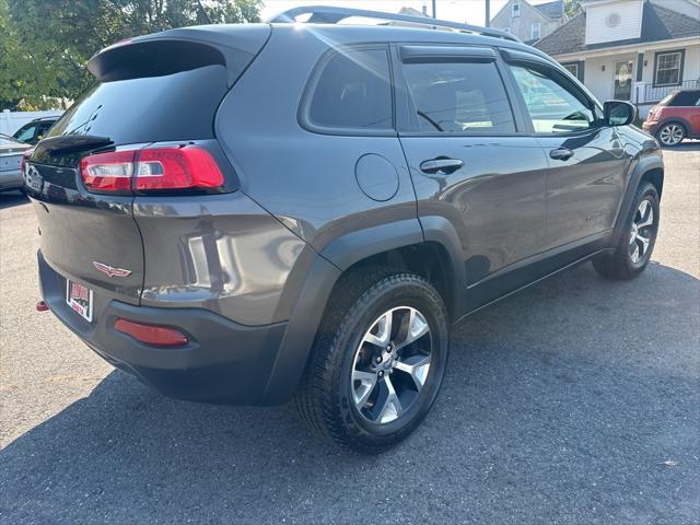 used 2014 Jeep Cherokee car, priced at $16,900