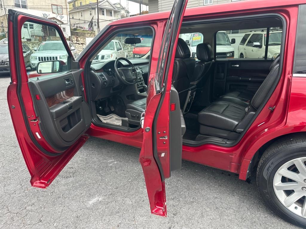 used 2009 Ford Flex car, priced at $7,300